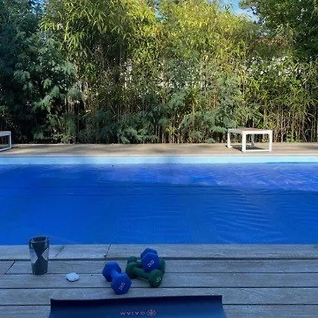 Paisible Avec Piscine Chauffee Et Wi-fi Villa