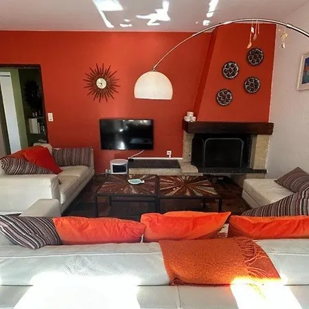 Paisible Avec Piscine Chauffee Et Wi-fi *